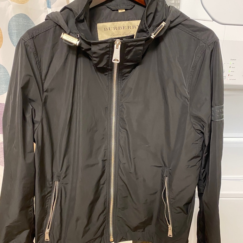 Burberry Men’s Hargrave zip front jacket